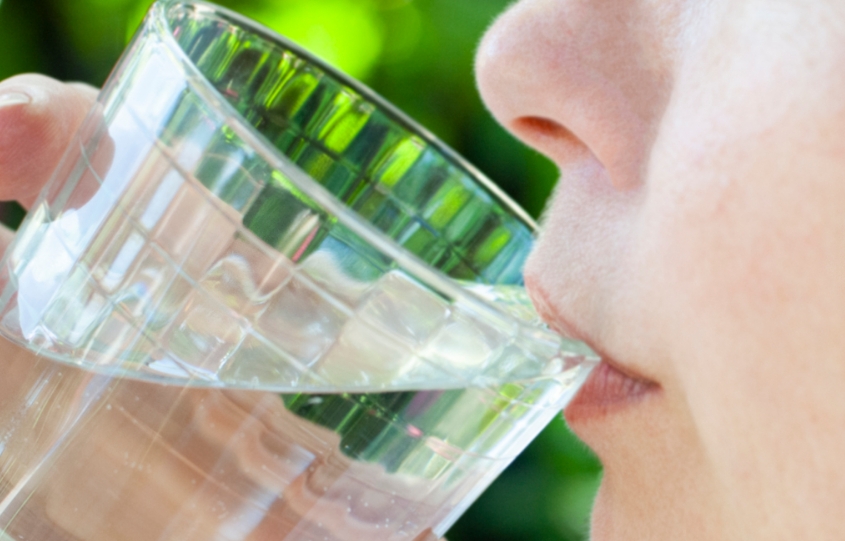 尿酸高吃什么好得快还能降下来？这些食物和生活方式快速降尿酸