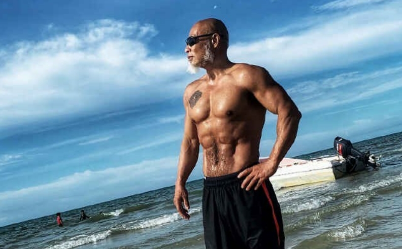 老人经常锻炼这几块肌肉，晚年保持活力