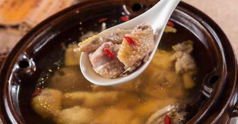 尿酸高的人不能吃什么？尿酸高忌口食物清单一览表